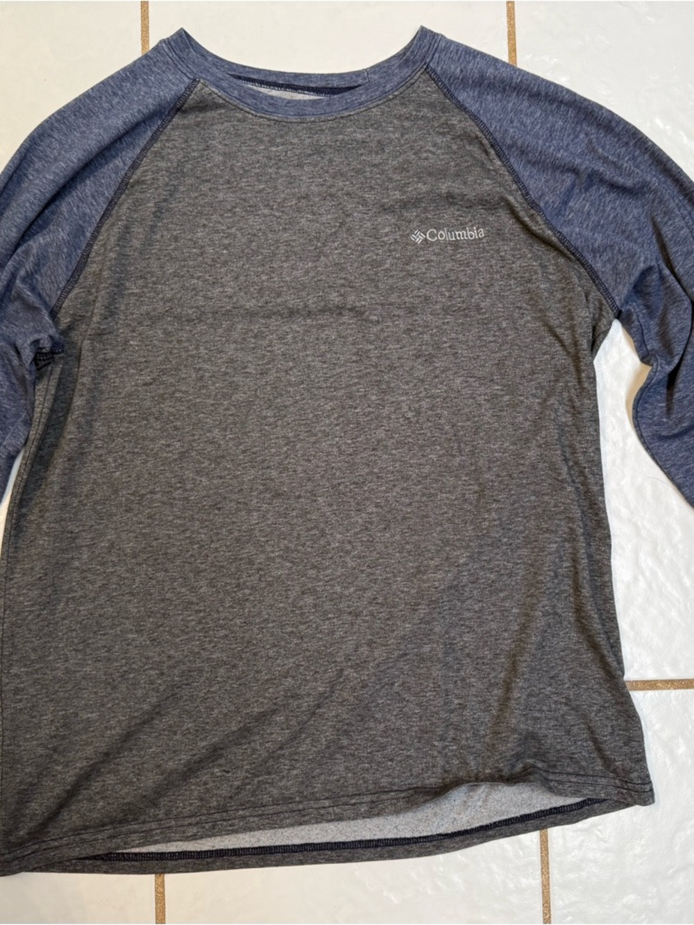Columbia Men's Charcoal Body with Navy Raglan Long Sleeve Omni Wick Shirt Size M